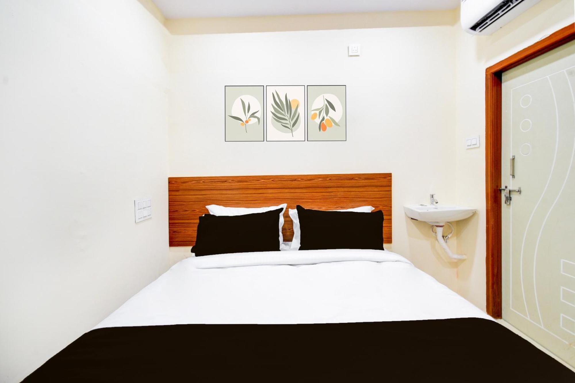 Hotel O D N Groups Sururnagar Eksteriør bilde